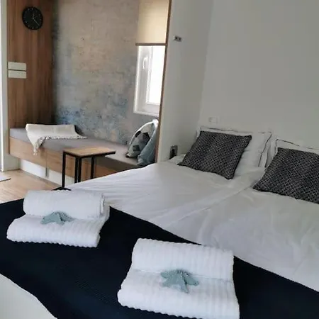 Marinavita - A Floating House Дом отдыха Порторож