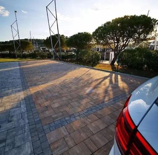 Marinavita - A Floating House